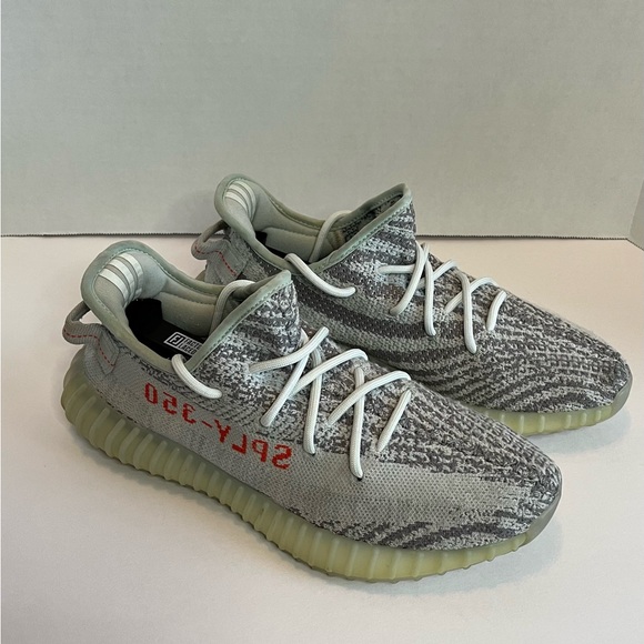 Yeezy 350 v2 Blue Tint💙💙💙Men’s size 8 used NO BOX $240